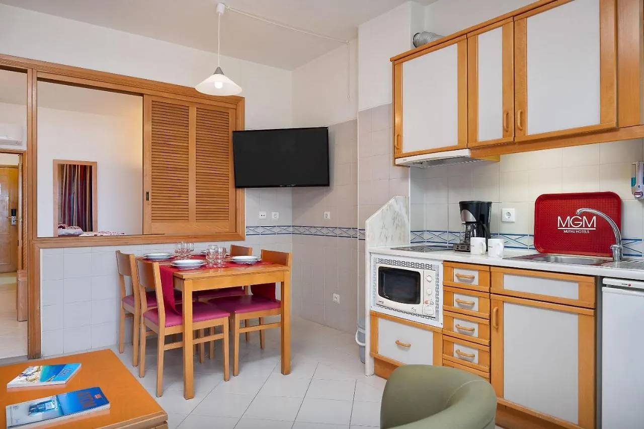 Aparthotel Grand Muthu Forte Da Oura Albufeira